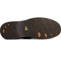 Gold Cup Amaretto Sperry