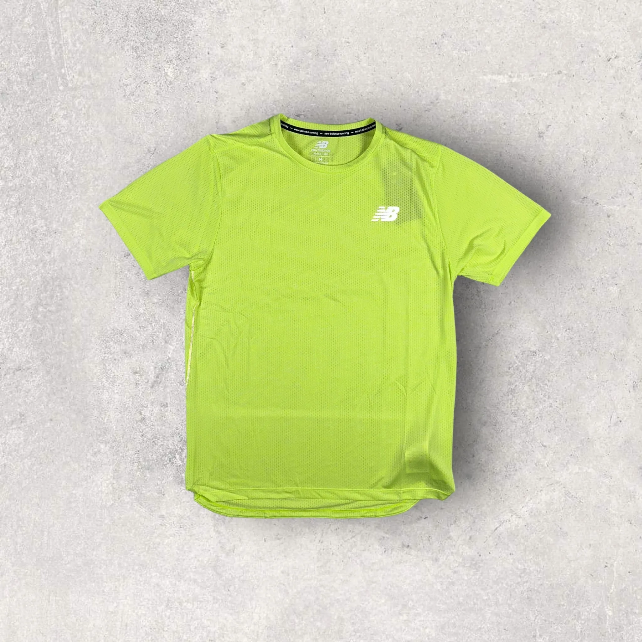 NEW BALANCE IMPACT T-SHIRT - NEON